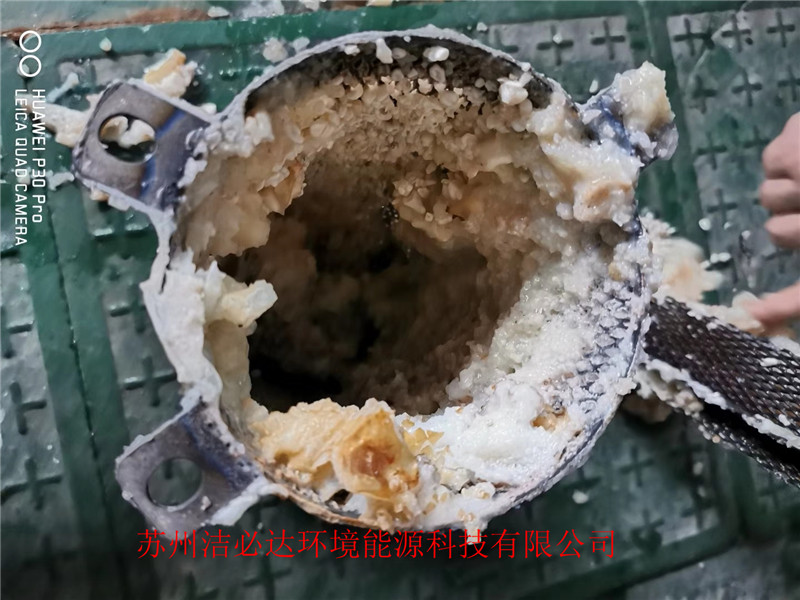 冷卻塔吸垢機(jī)（香港PCL案例）
