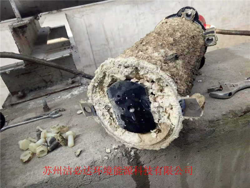循環(huán)水吸垢器